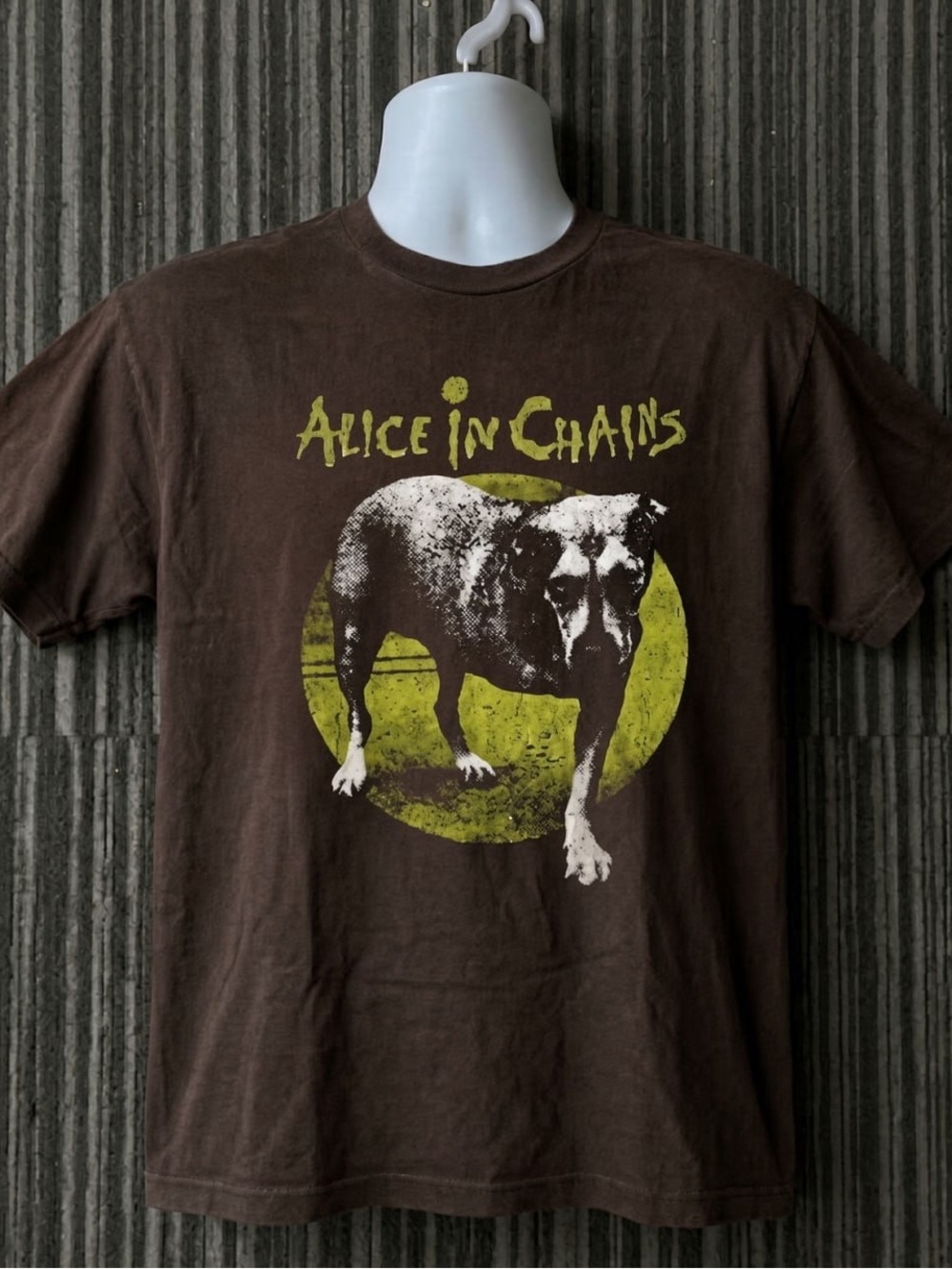 Gildan Brown Alice In Chains Dog Graphic Tee - Brown/Green Print